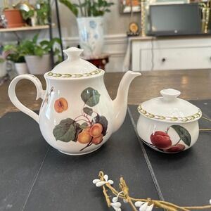 Queen's Bone China Porcelain Hooker's Fruit Pattern Teapot &Sugar Bowl Vintage